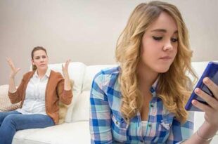 مامانم بگم دوست پسر دارم